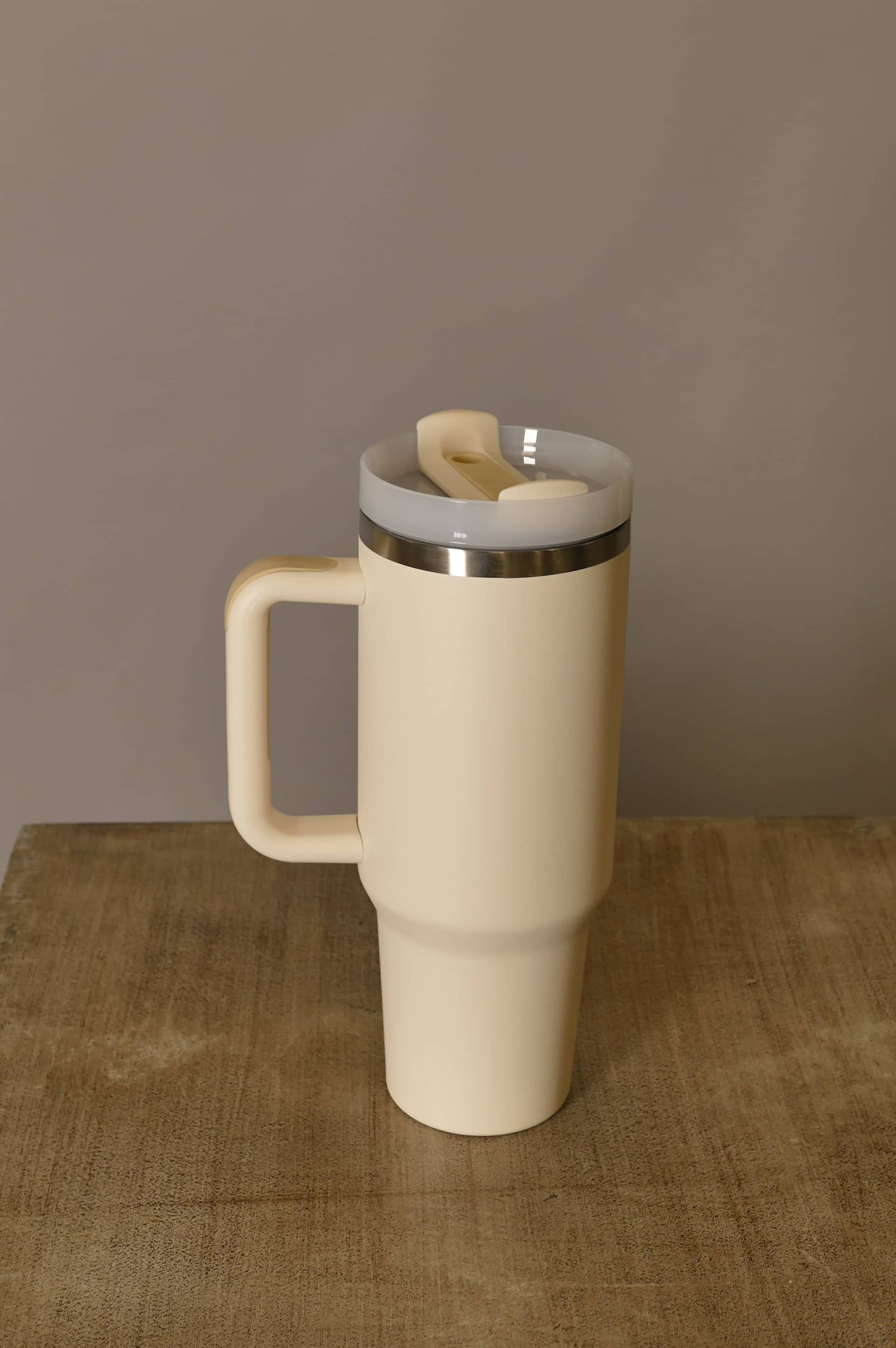 Stainless Steel Water Bottle in Vanilla