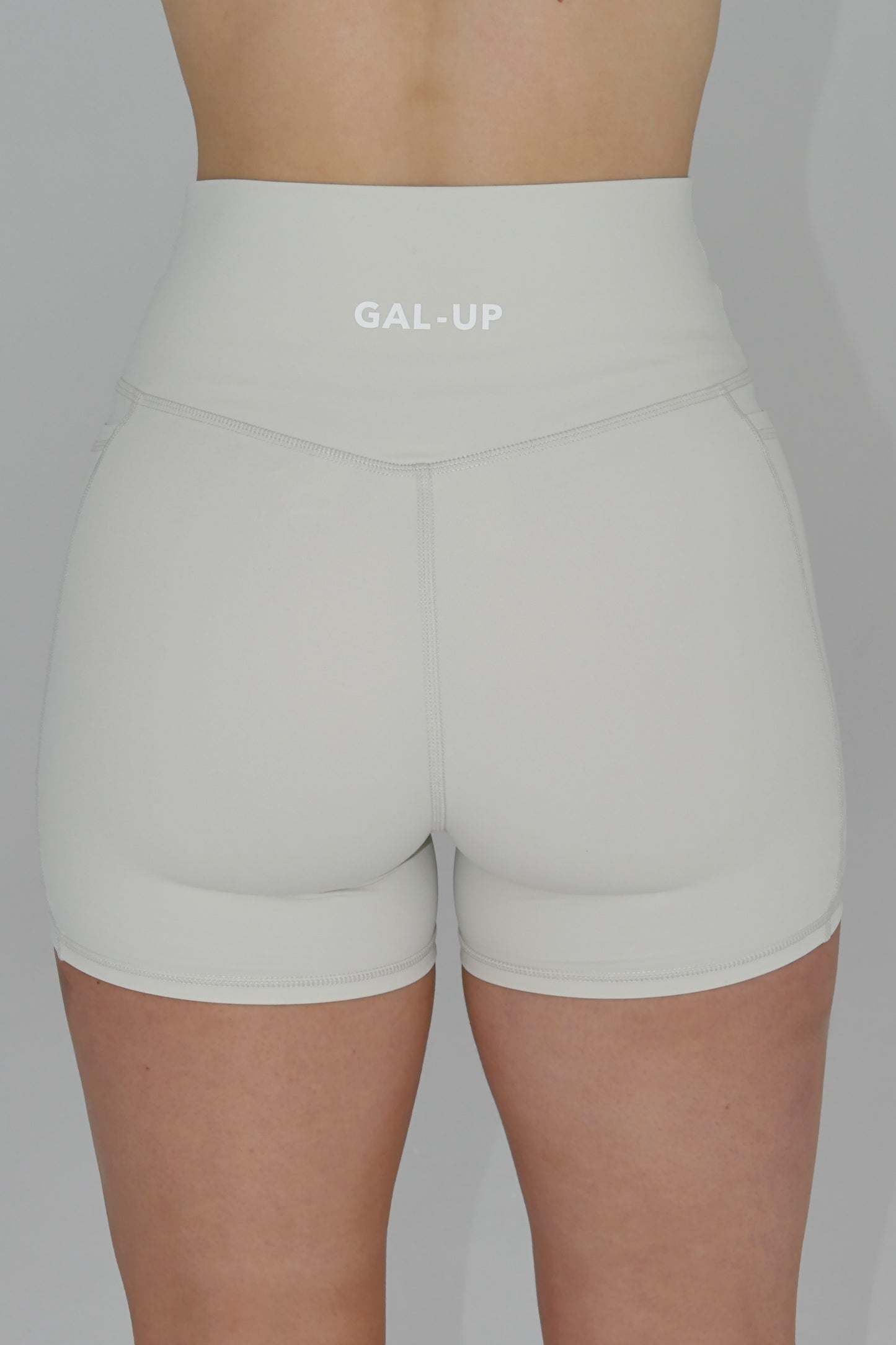 Flex Shorts in Vanilla