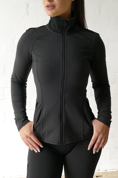 Contour Midlayer Jacket In Black