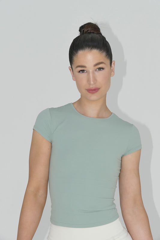 Flex Mid T-Shirt in Sage Green