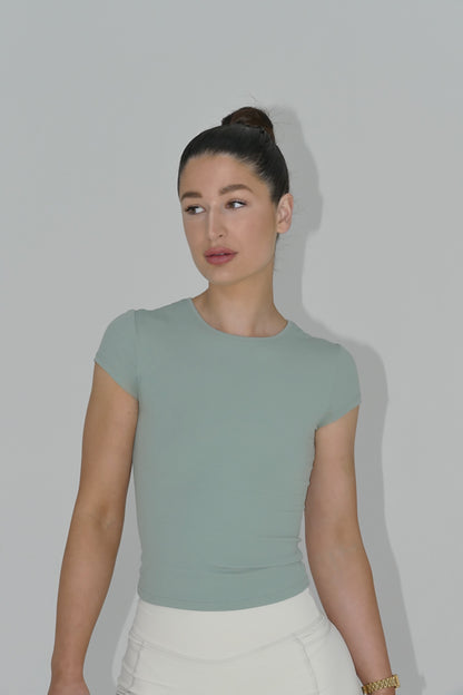 Flex Mid T-Shirt in Sage Green
